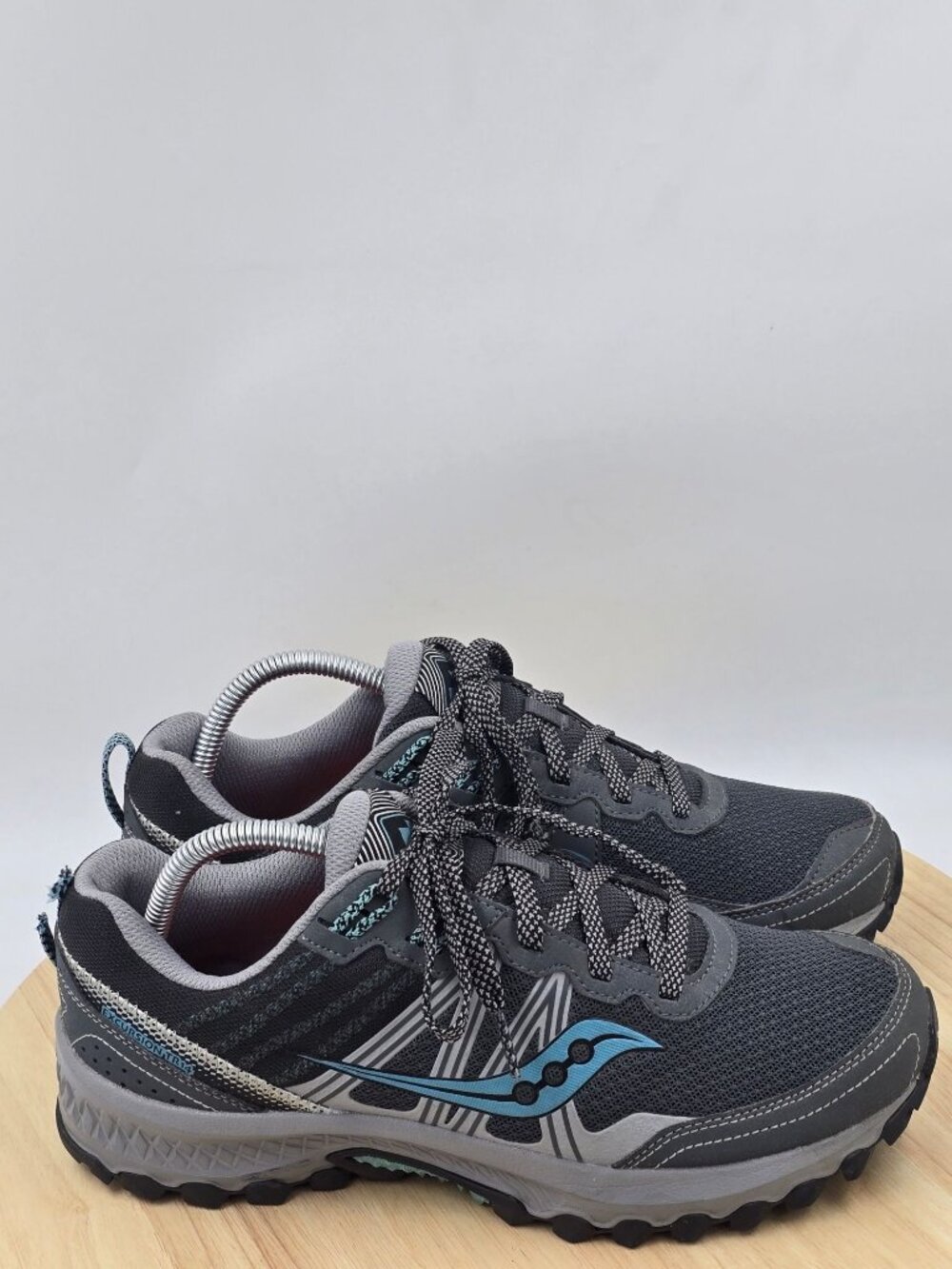 Saucony Women's Excursion TR14 Trail Running Shoes Sz 9.5 W